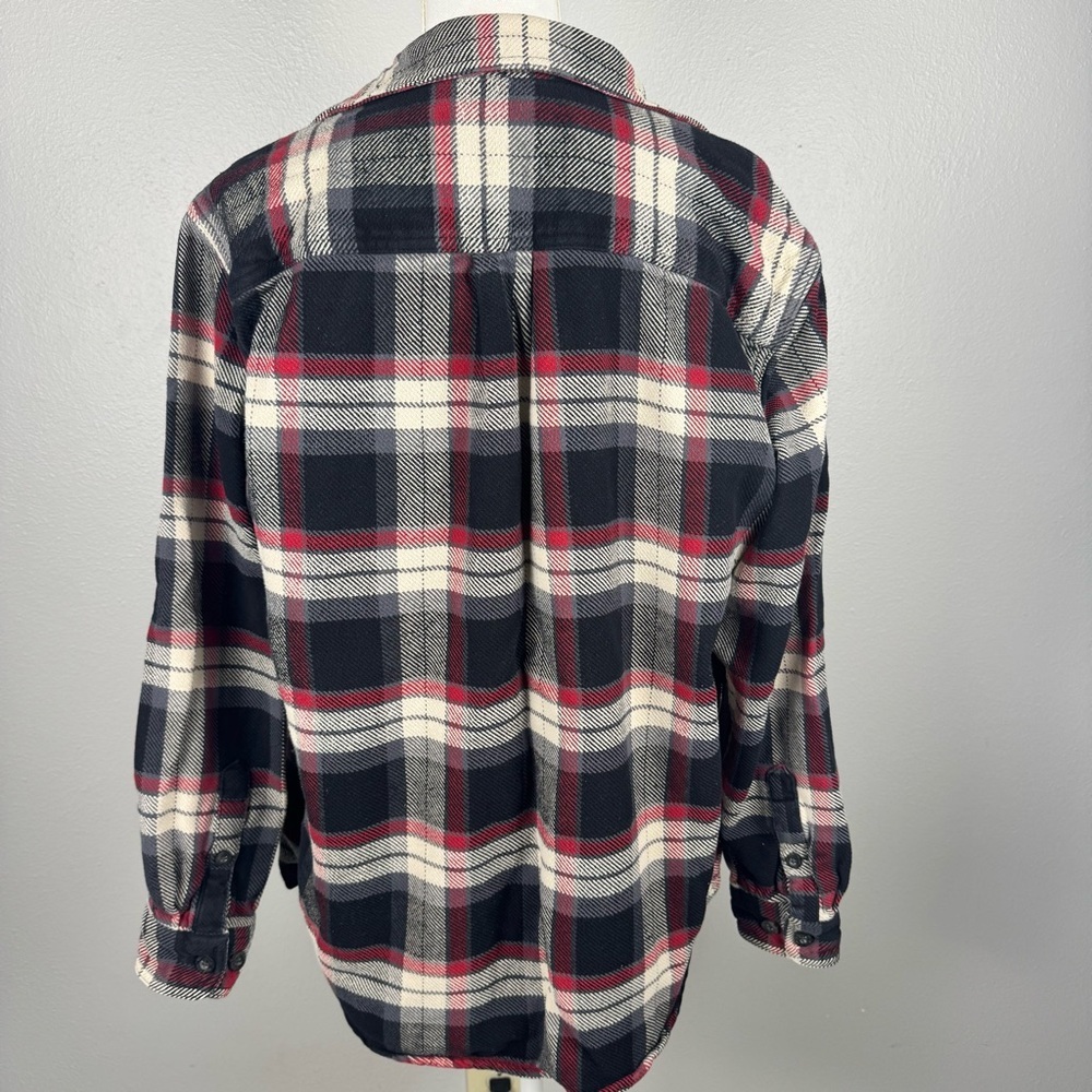 Outdoor Life Thick Flanel Plaid Mens Shirt Medium Red Black Button Front Pockets - Picture 2 of 9